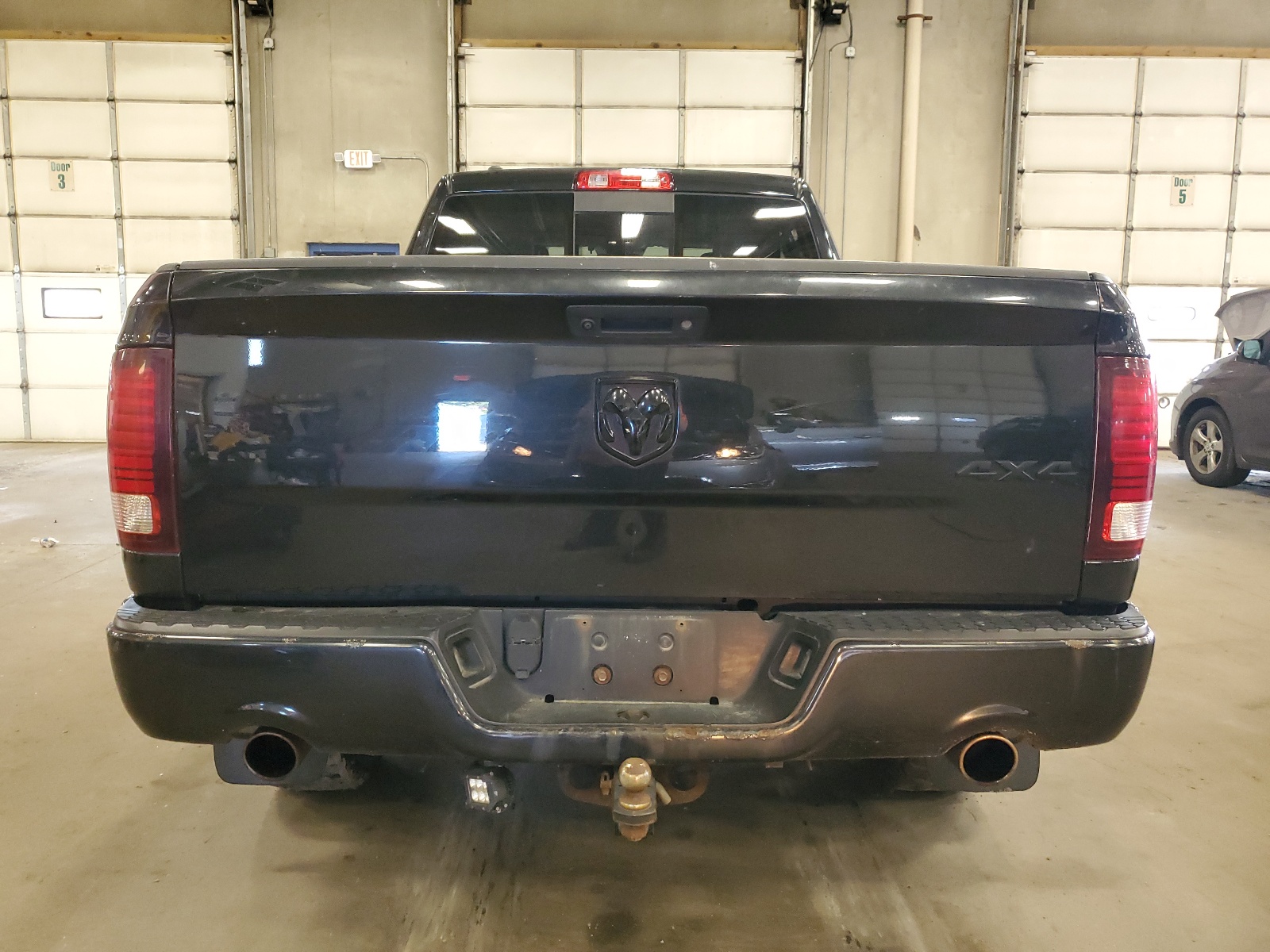 1C6RR7HT3HS664014 2017 Ram 1500 Sport