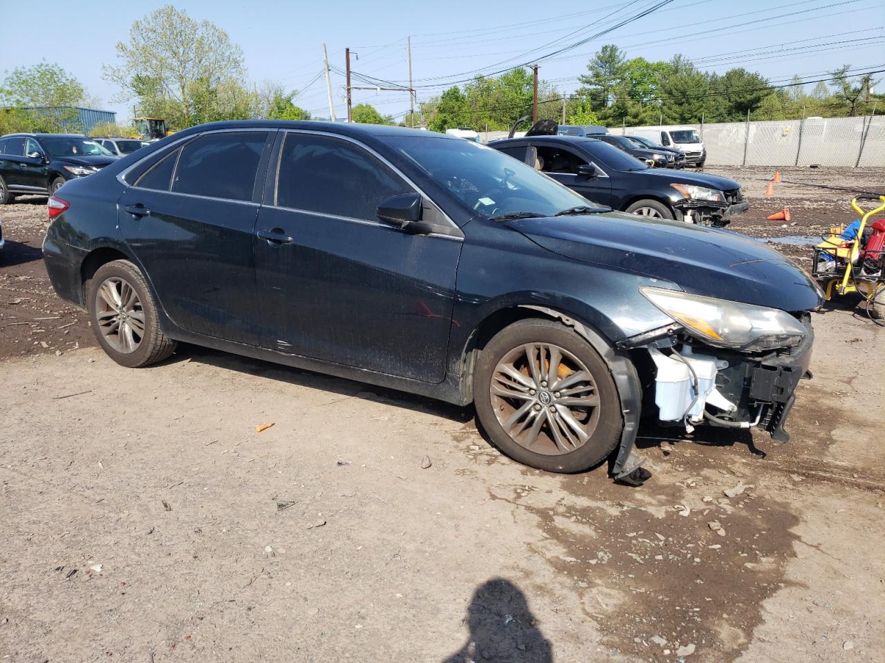 2016 Toyota Camry Le VIN: 4T1BF1FK9GU216451 Lot: 49434654