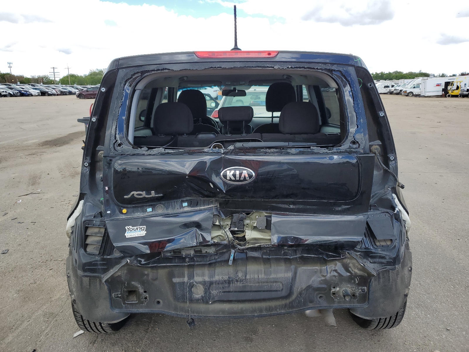 KNDJN2A21G7320639 2016 Kia Soul