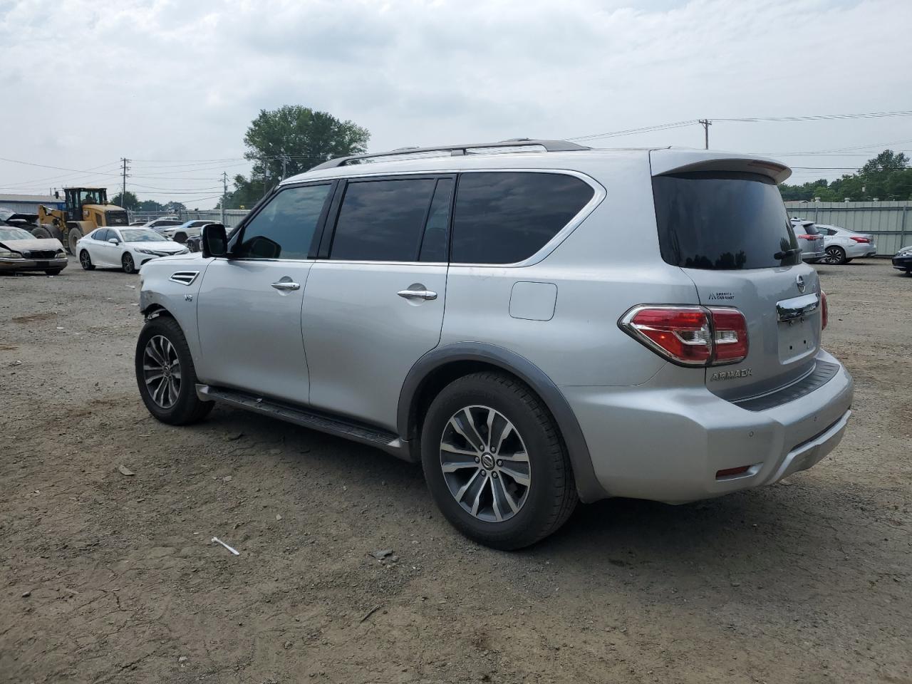 JN8AY2NC0H9509416 2017 NISSAN ARMADA - Image 2