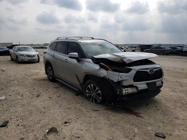 2022 Toyota Highlander Xle VIN: 5TDGZRBH7NS227069 Lot: 53841434