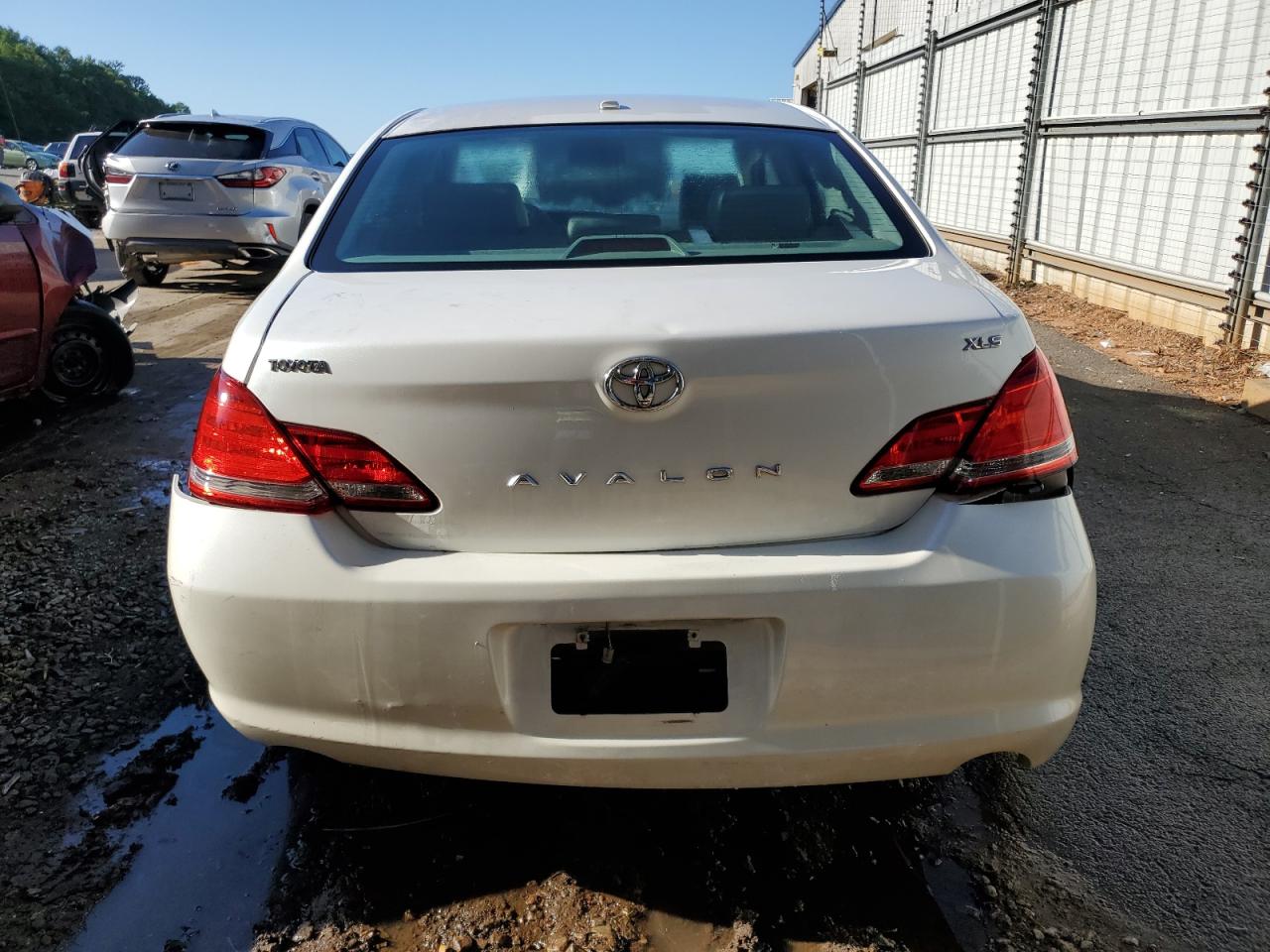 2010 Toyota Avalon Xl VIN: 4T1BK3DB1AU363641 Lot: 56650804