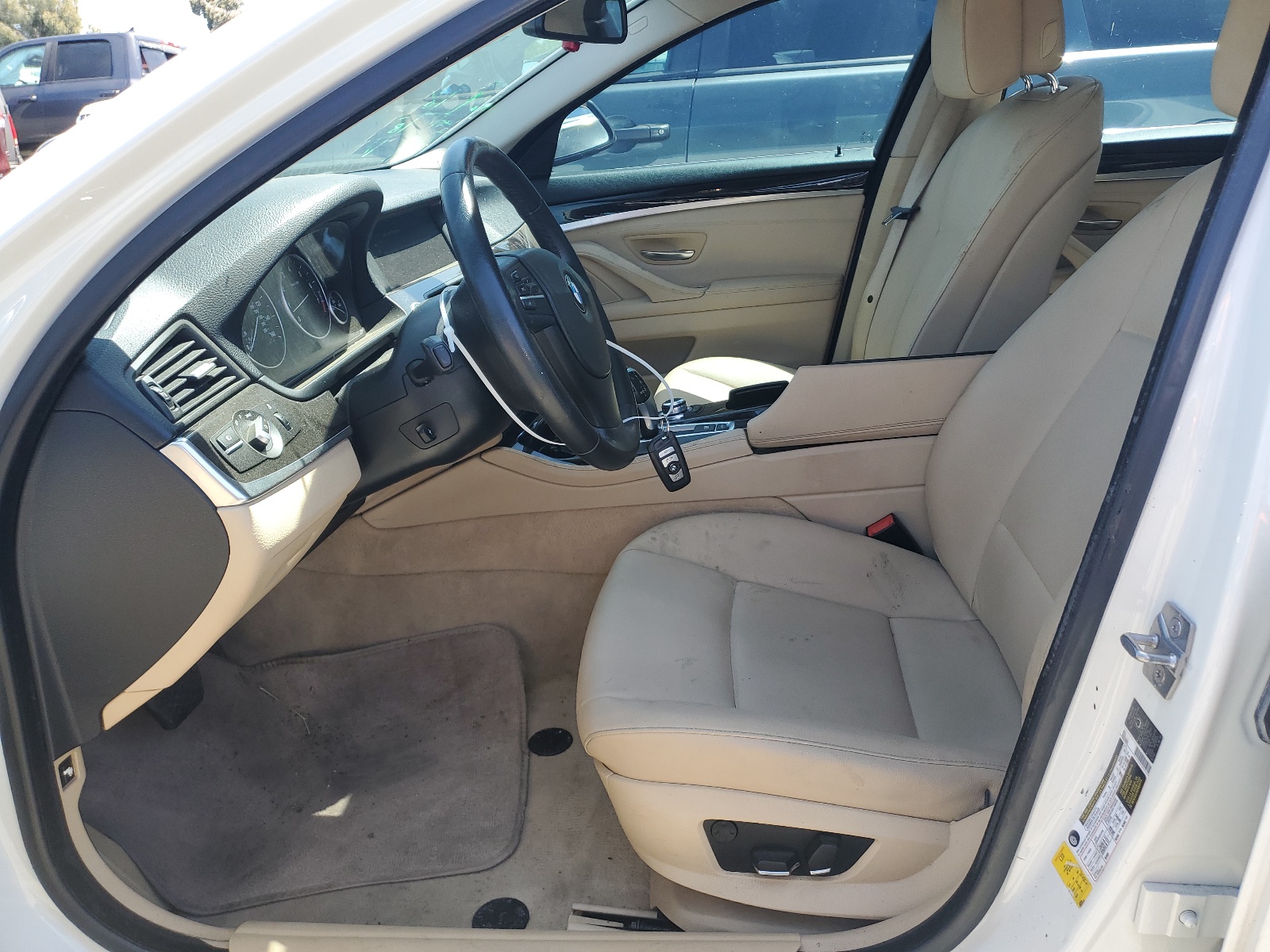 WBAFR1C57BC742391 2011 BMW 528 I