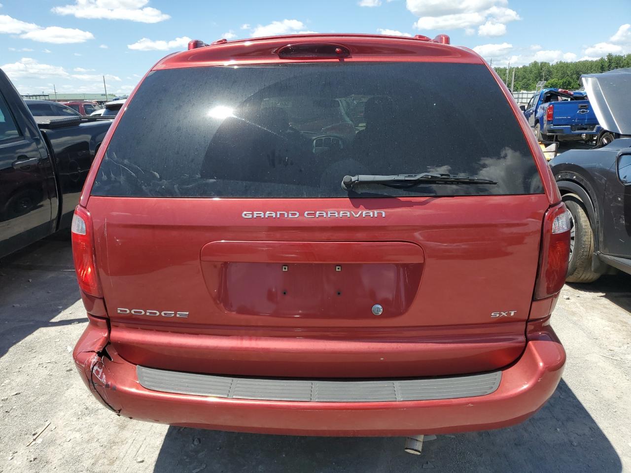 2004 Dodge Grand Caravan Sxt VIN: 2D4GP44L54R570404 Lot: 56646824