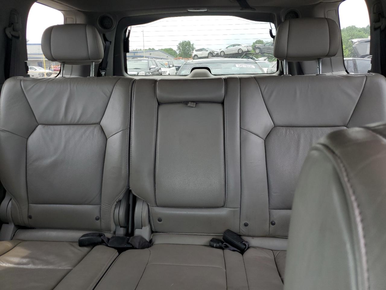 2010 Honda Pilot Touring VIN: 5FNYF4H93AB012691 Lot: 50882354