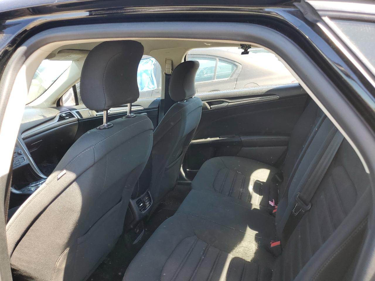 2018 Ford Fusion Se VIN: 3FA6P0HD1JR212409 Lot: 52241444