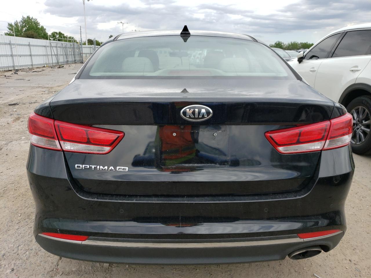 2018 Kia Optima Lx VIN: 5XXGT4L3XJG232690 Lot: 55712394