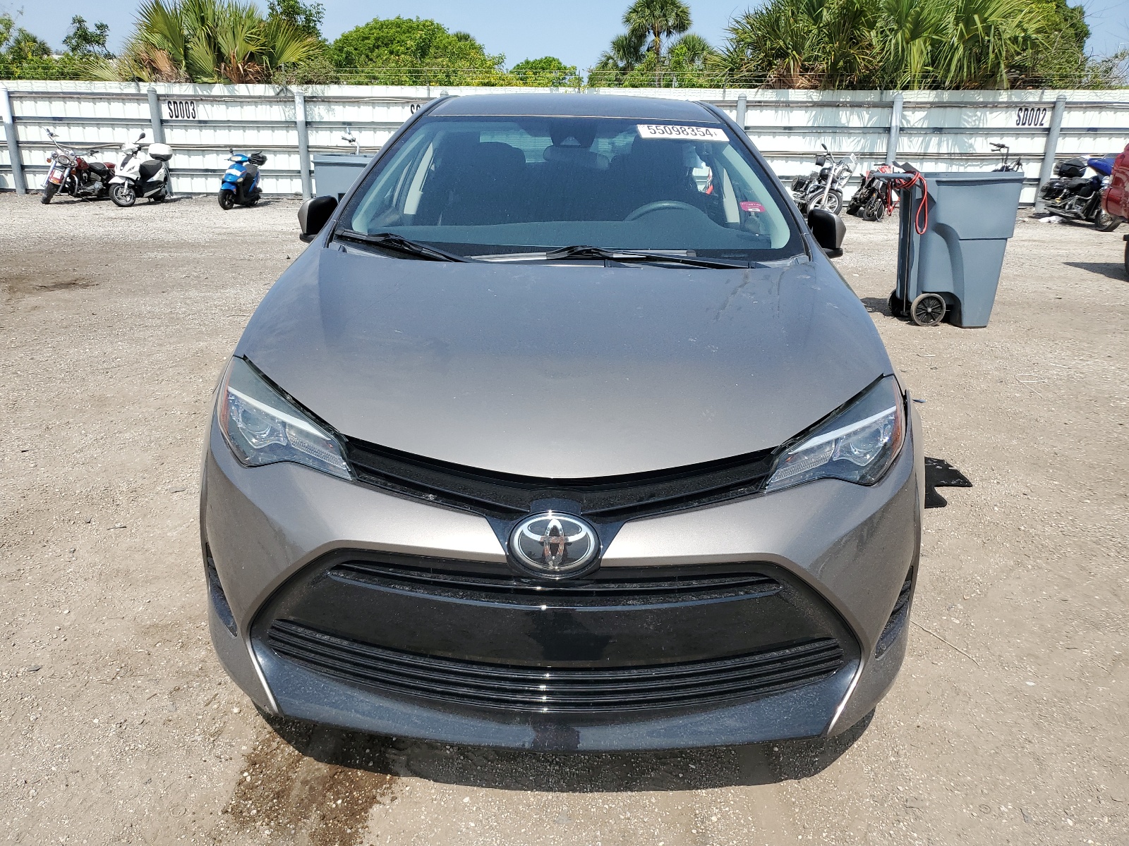 2018 Toyota Corolla L vin: 5YFBURHEXJP778315