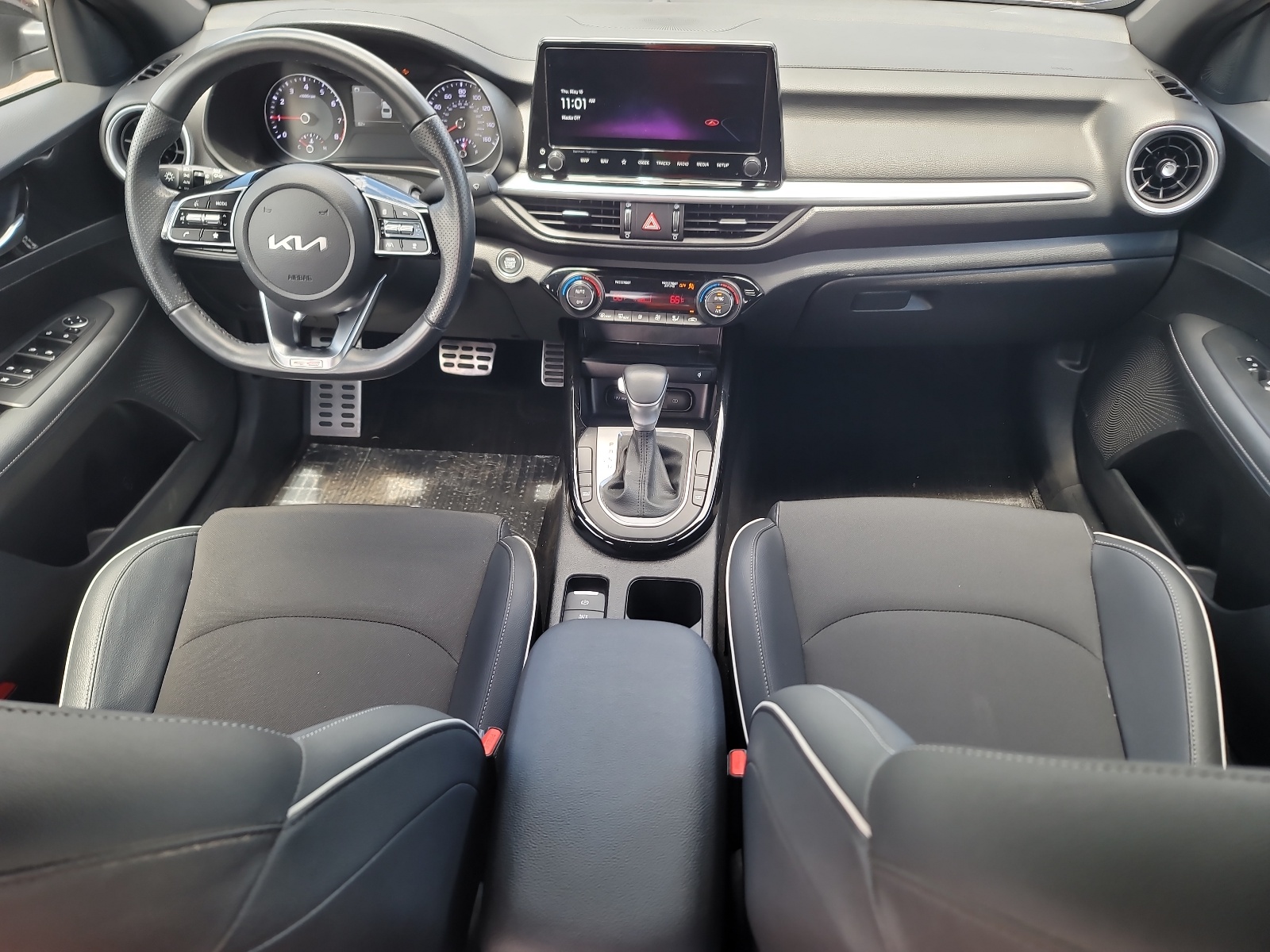 3KPF54AD2PE597092 2023 Kia Forte Gt Line