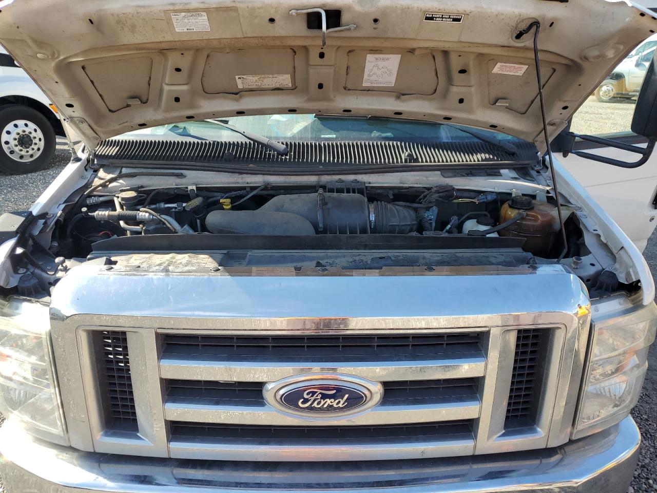 2014 Ford Econoline E350 Super Duty Cutaway Van VIN: 1FDEE3FL9EDB10132 Lot: 54961304