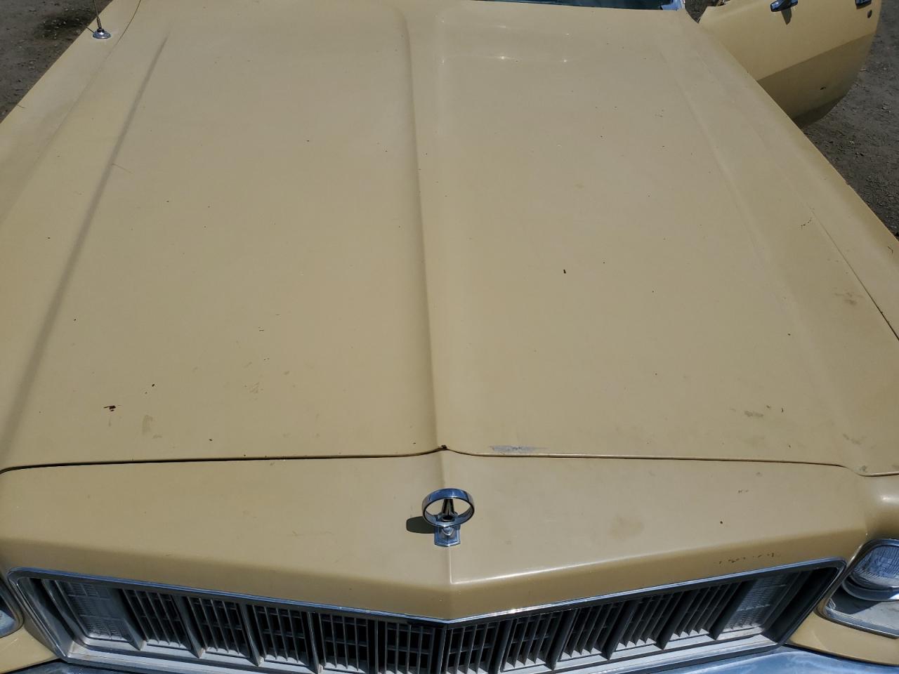 1975 Plymouth Fury VIN: RH41G5A172563 Lot: 54400404