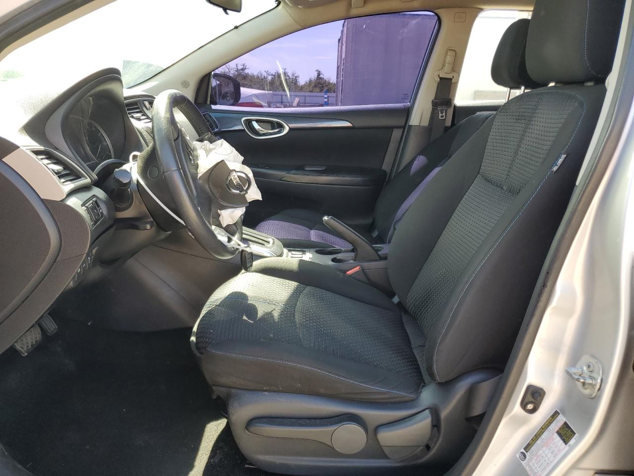 2016 Nissan Sentra - Image 7