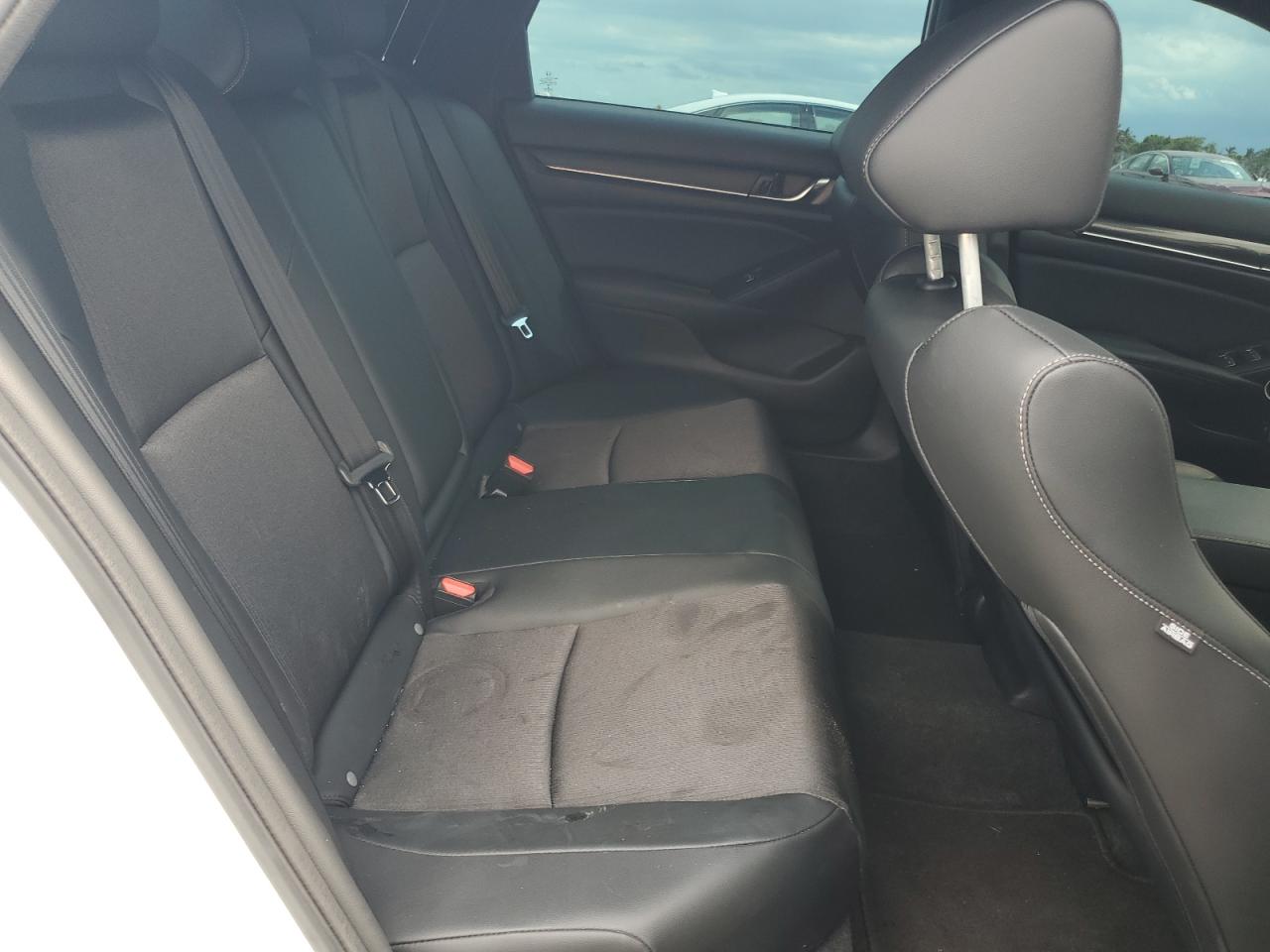 2022 Honda Accord Sport VIN: 1HGCV1F36NA093292 Lot: 54490264