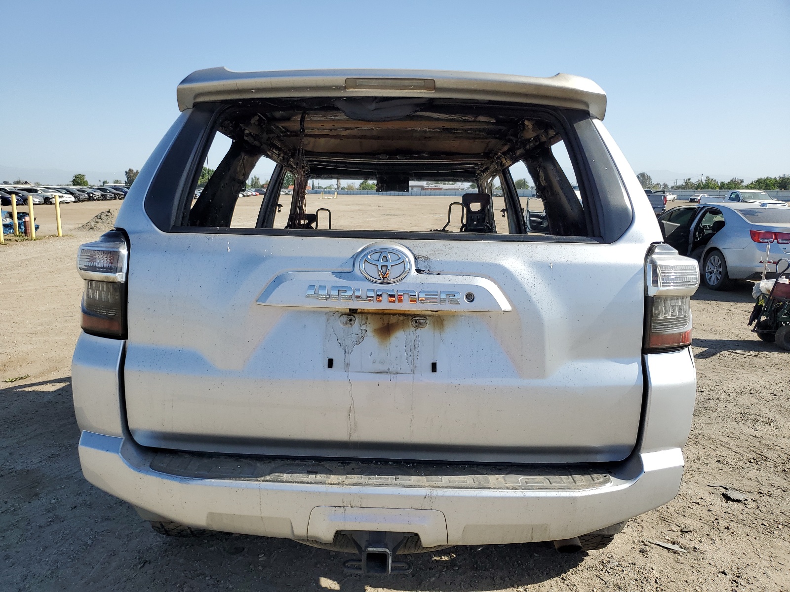 JTEBU5JR1K5668060 2019 Toyota 4Runner Sr5