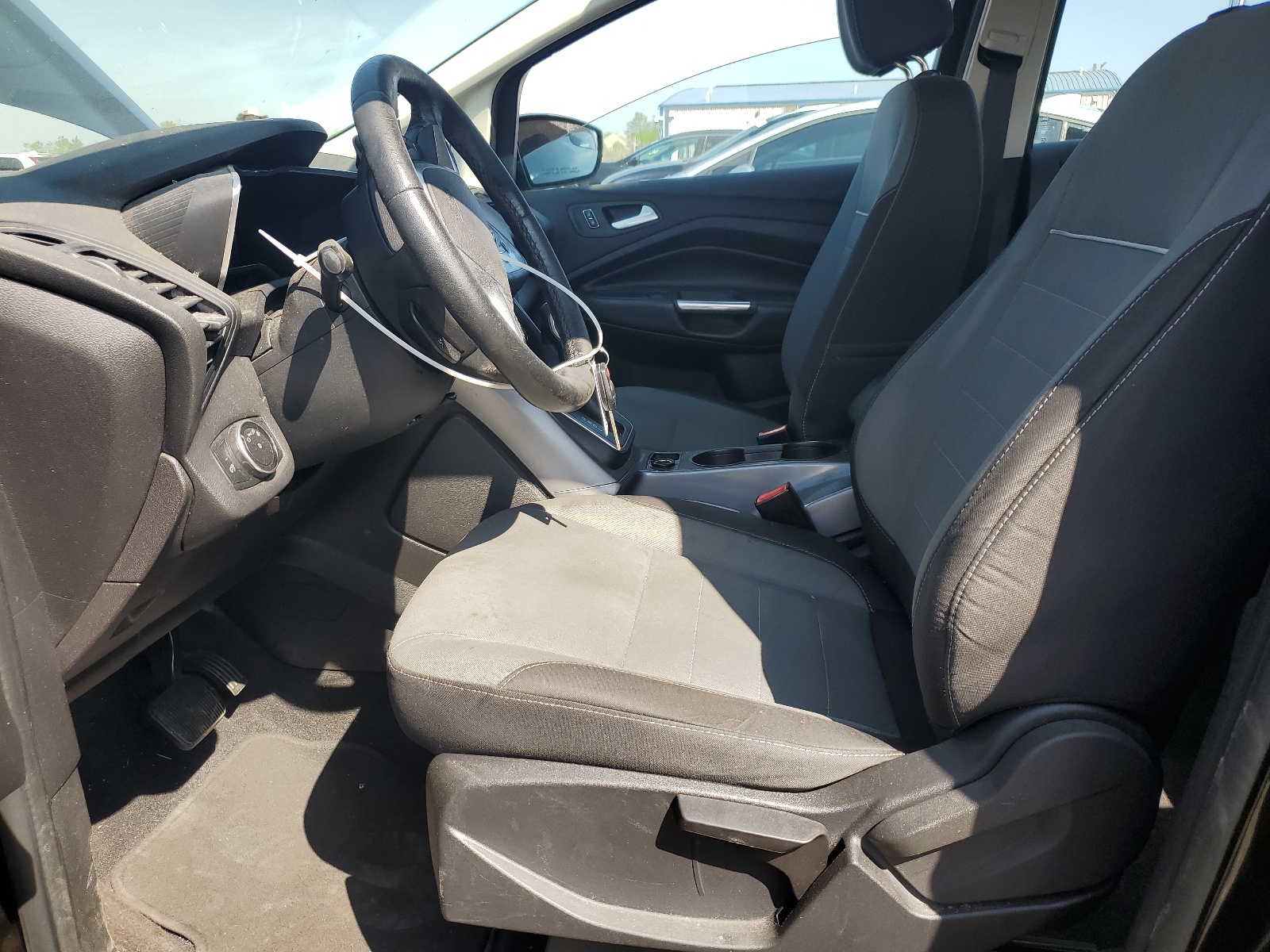 1FADP5AU7FL124033 2015 Ford C-Max Se