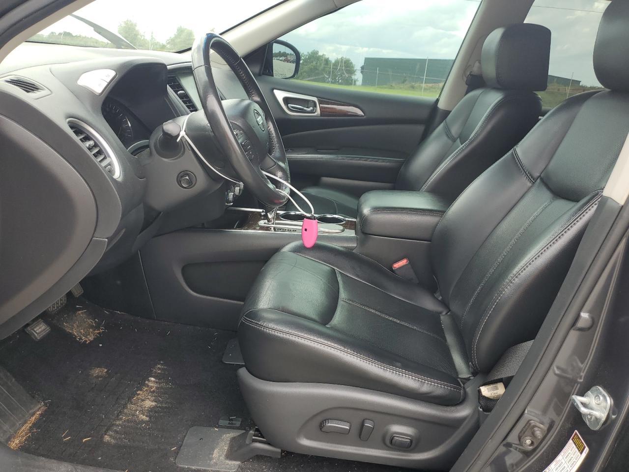 2014 Nissan Pathfinder - Image 7