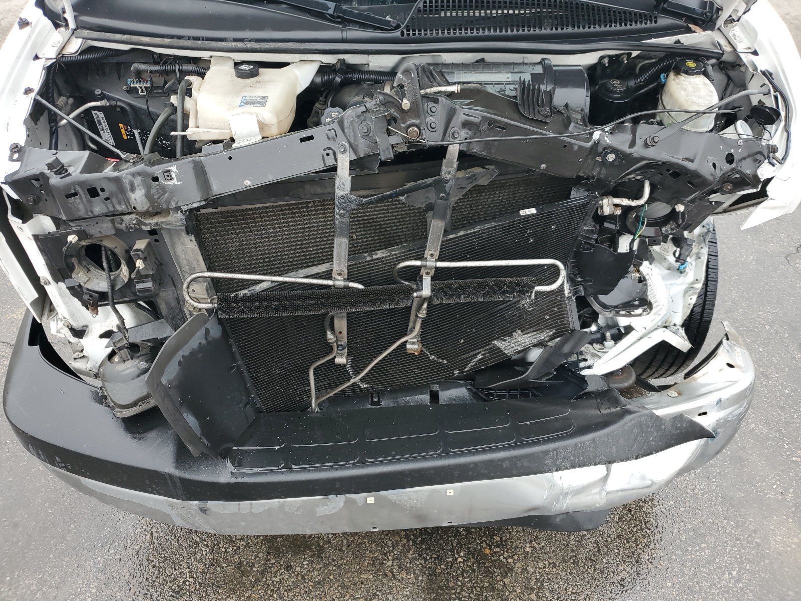 1GCWGFCBXE1136062 2014 Chevrolet Express G2500