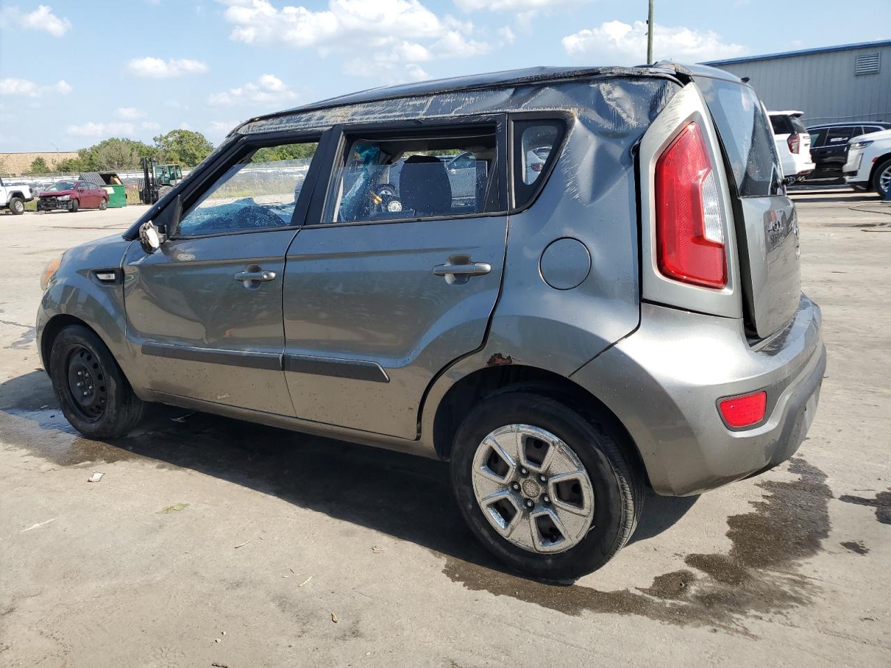 VIN KNDJT2A52D7601537 2013 KIA SOUL no.2