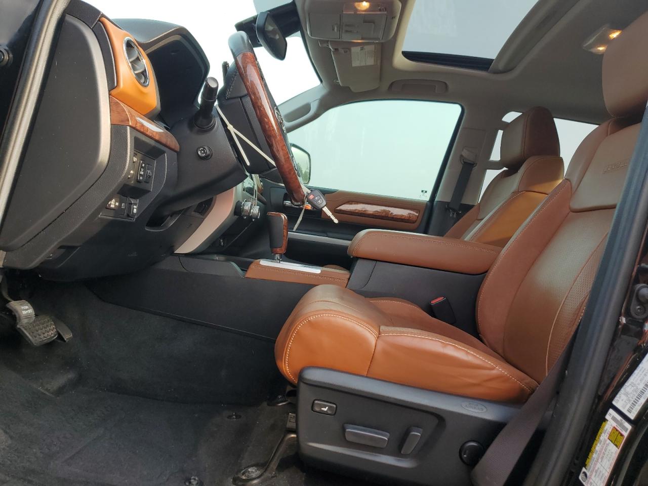 2019 Toyota Tundra Crewmax 1794 VIN: 5TFAY5F14KX862318 Lot: 53019414