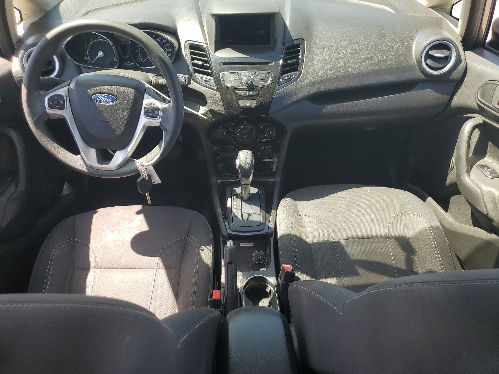 3FADP4BJ5KM133045 2019 Ford Fiesta Se