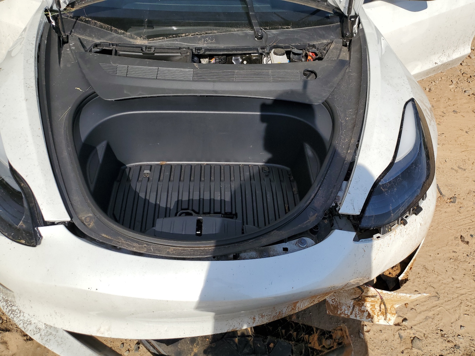 5YJ3E1EA6PF568836 2023 Tesla Model 3