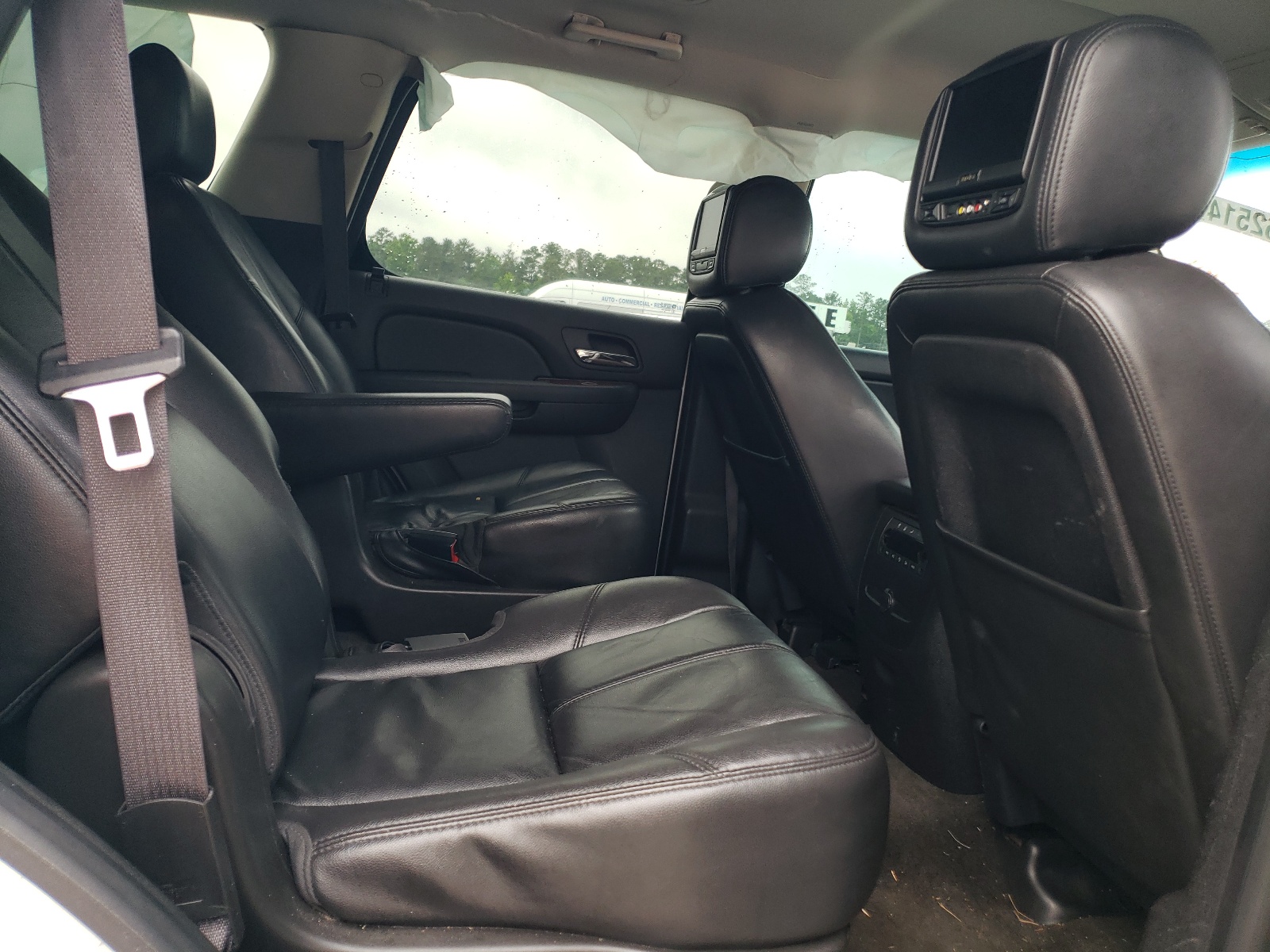 1GNSCBE00DR180075 2013 Chevrolet Tahoe C1500 Lt