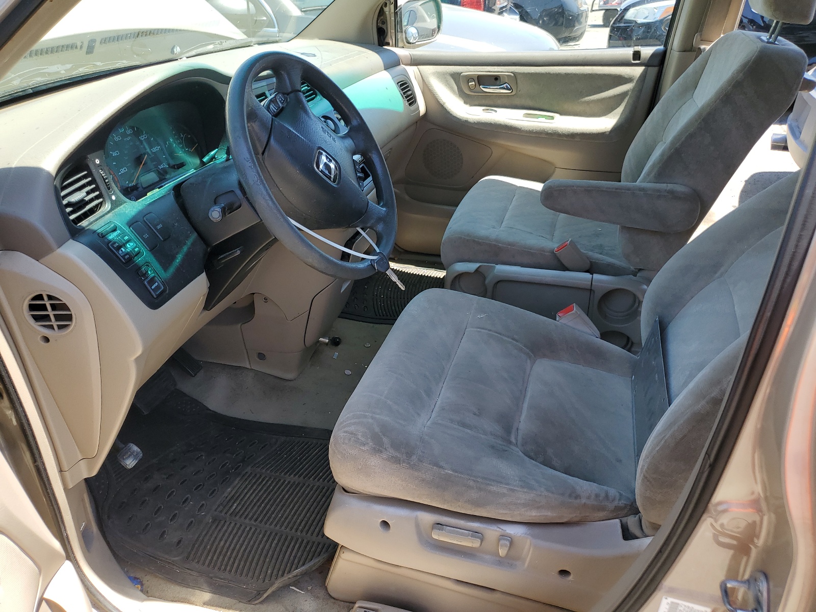 5FNRL18672B016312 2002 Honda Odyssey Ex