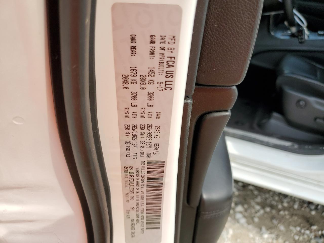 2018 Jeep Grand Cherokee Overland VIN: 1C4RJFCG0JC151923 Lot: 56246614