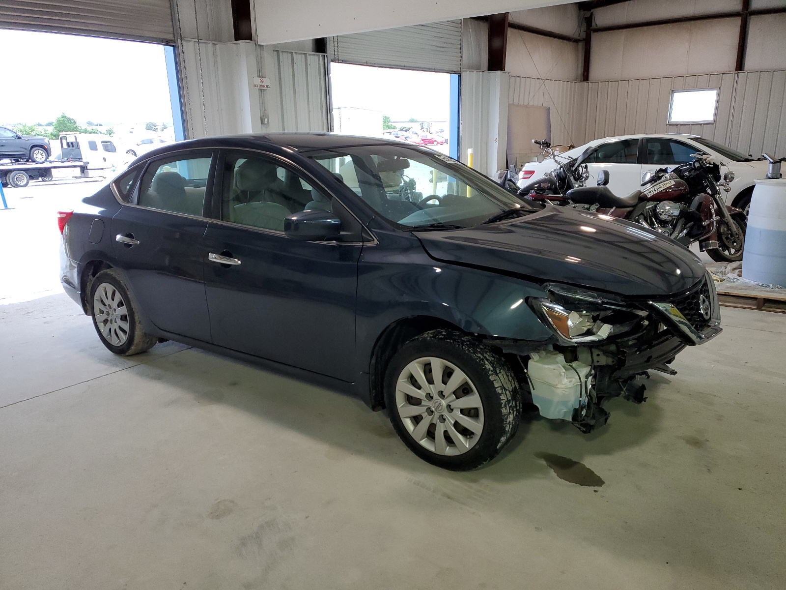 2016 Nissan Sentra S vin: 3N1AB7AP4GL662487