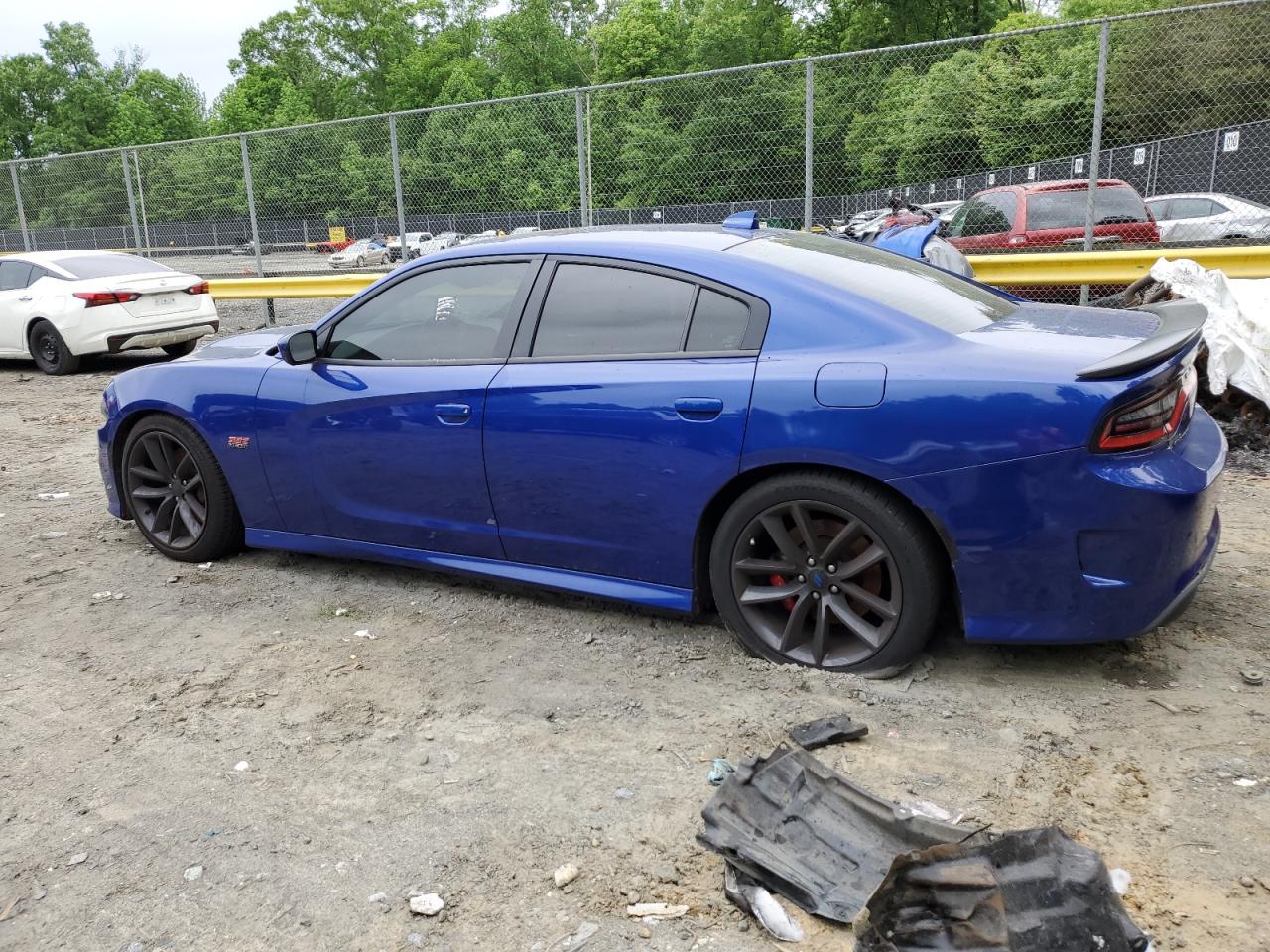 VIN 2C3CDXGJ8KH599743 2019 DODGE CHARGER no.2