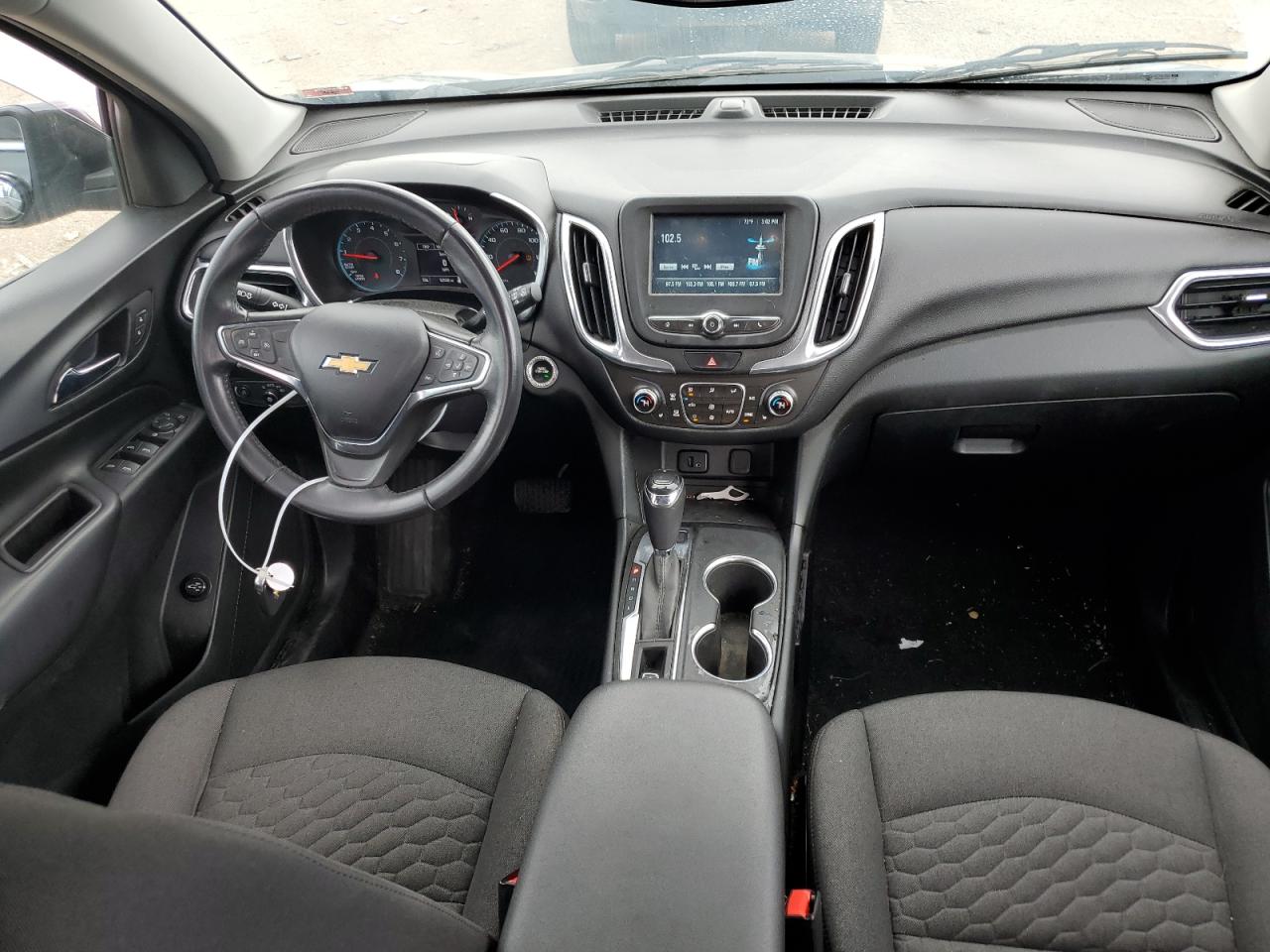 2GNAXSEV3J6351372 2018 Chevrolet Equinox Lt