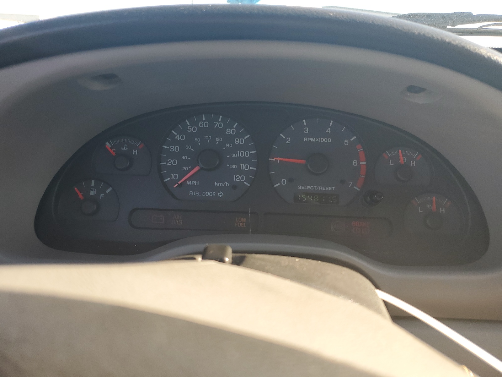 1FAFP406X4F219638 2004 Ford Mustang