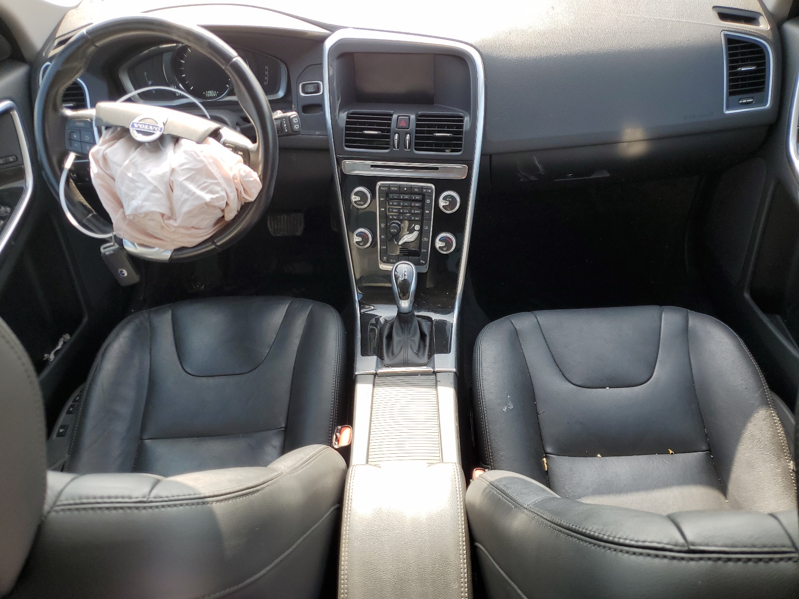 YV440MDK6F2740098 2015 Volvo Xc60 T5 Premier