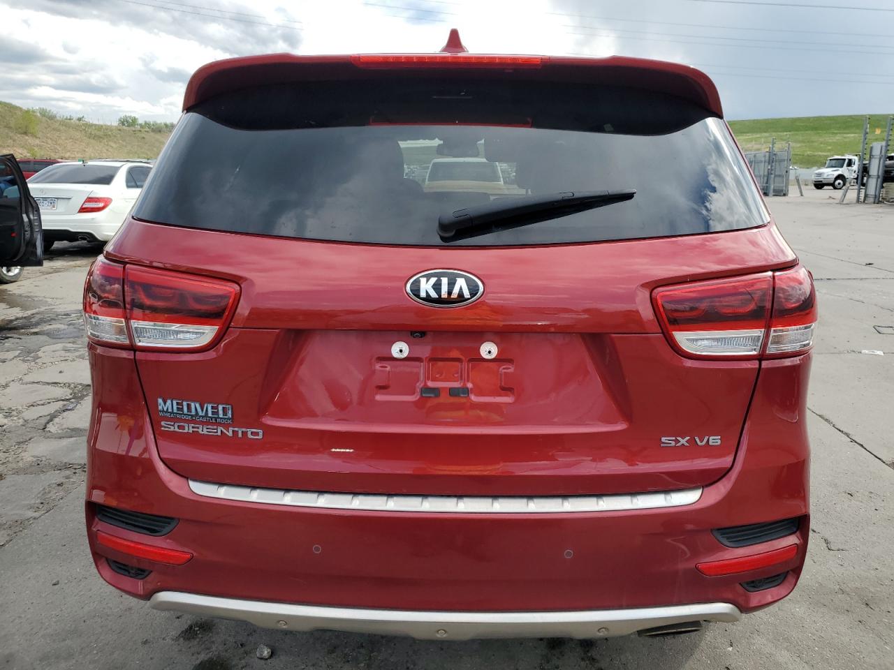 2017 Kia Sorento Sx VIN: 5XYPKDA52HG337219 Lot: 55196244