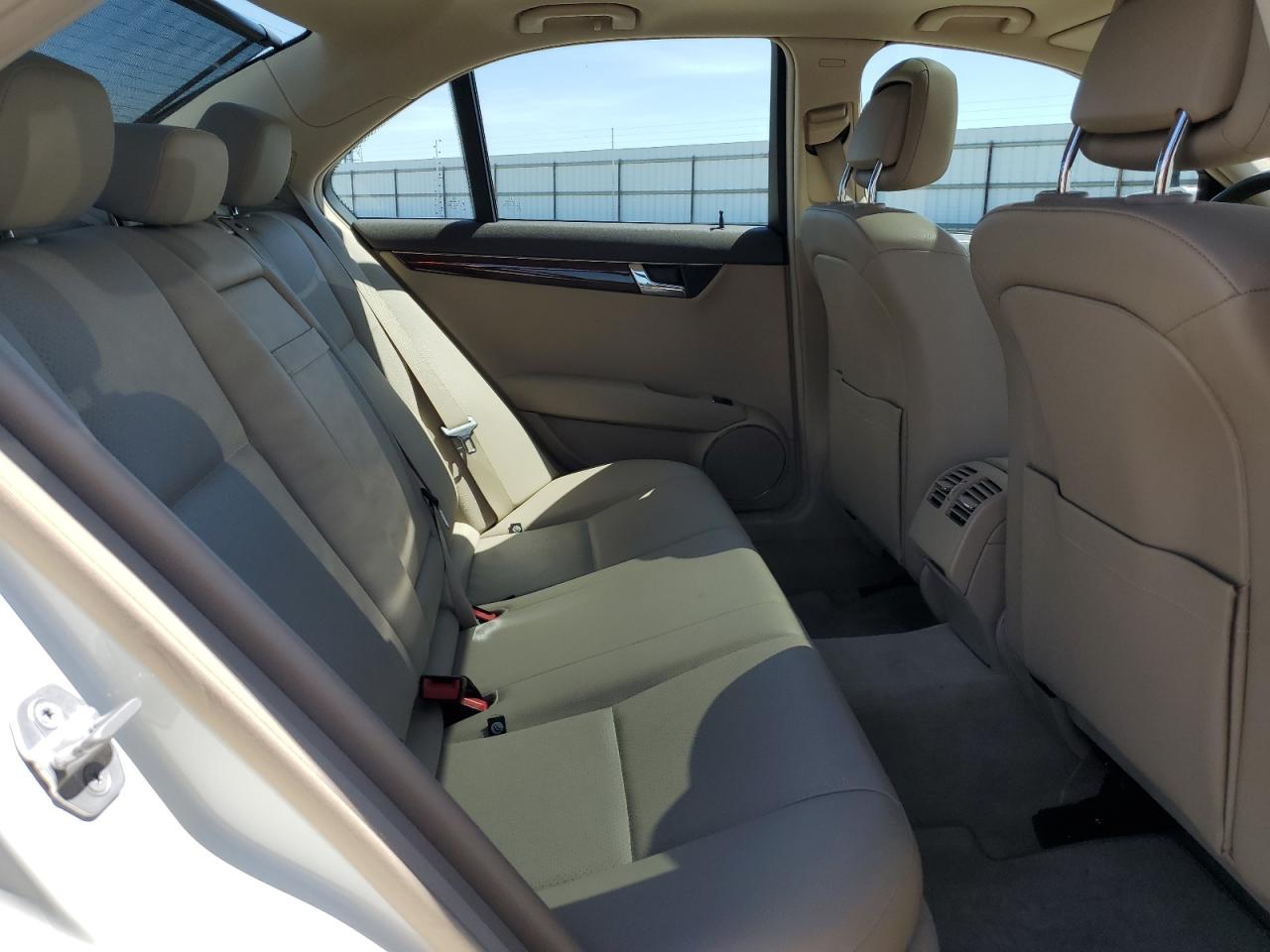 2011 Mercedes-Benz C 300 VIN: WDDGF5EB6BA512773 Lot: 54849654