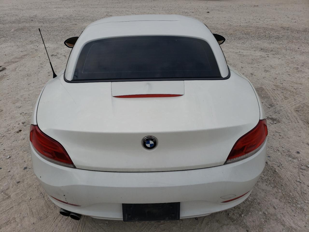 2011 BMW Z4 Sdrive30I VIN: WBALM5C54BE380176 Lot: 56095804