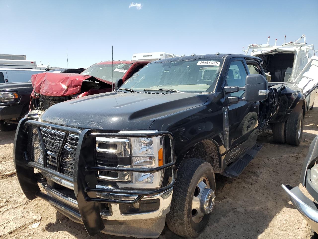 2023 Ford F350 Super Duty VIN: 1FT8W3DT8PEC37596 Lot: 76451103