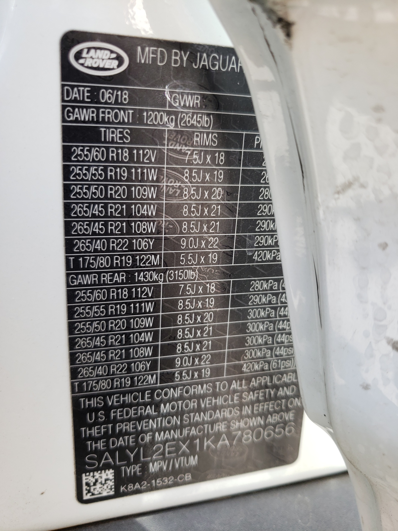 SALYL2EX1KA780656 2019 Land Rover Range Rover Velar R-Dynamic Se