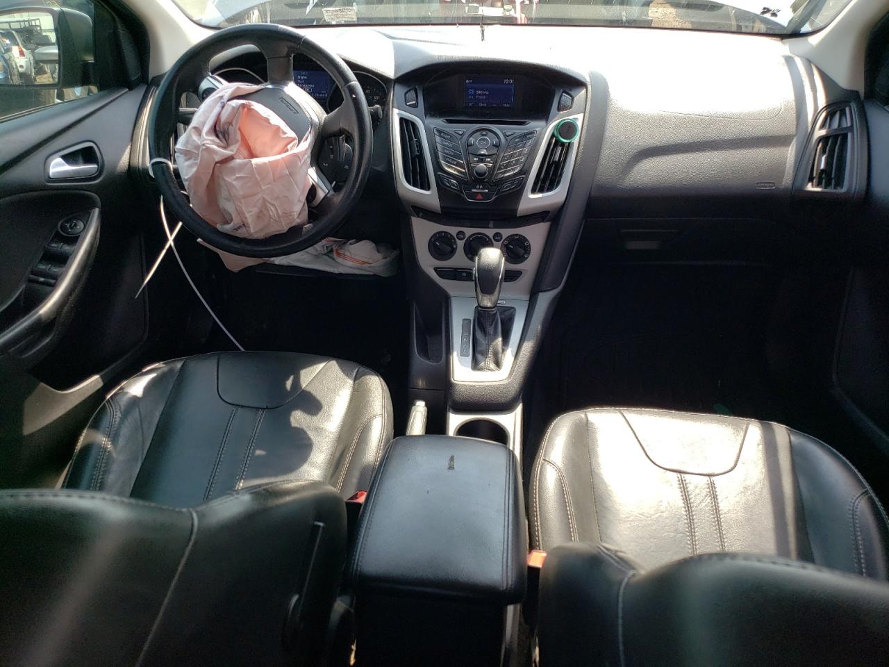 2014 Ford Focus Se VIN: 1FADP3F23EL345784 Lot: 55663814