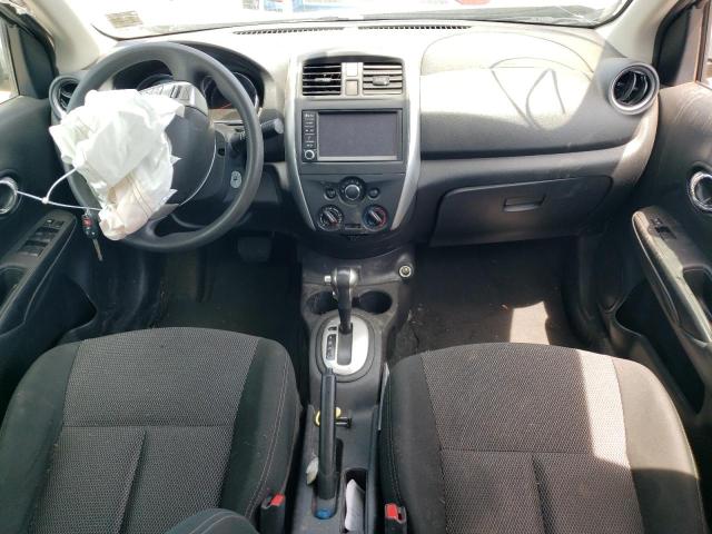 NISSAN VERSA 2019 Серебристый