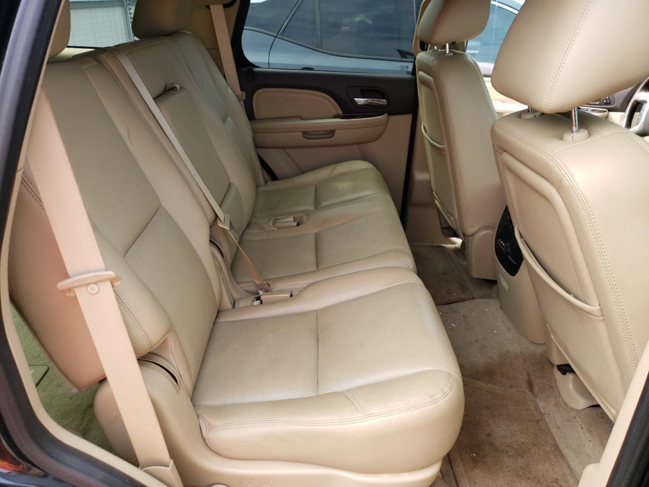 2013 GMC Yukon - Image 11