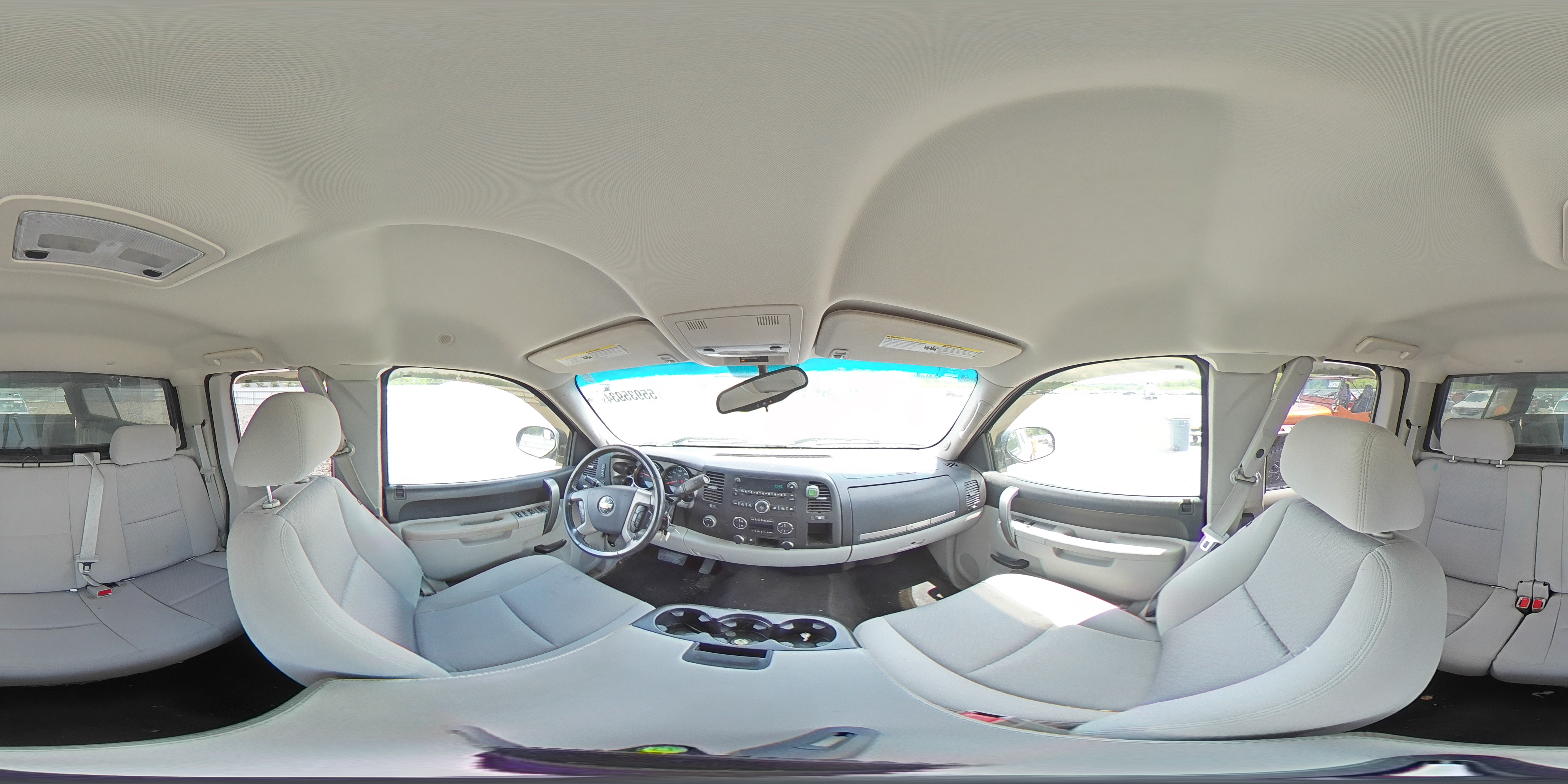 2011 Chevrolet Silverado - Image 13