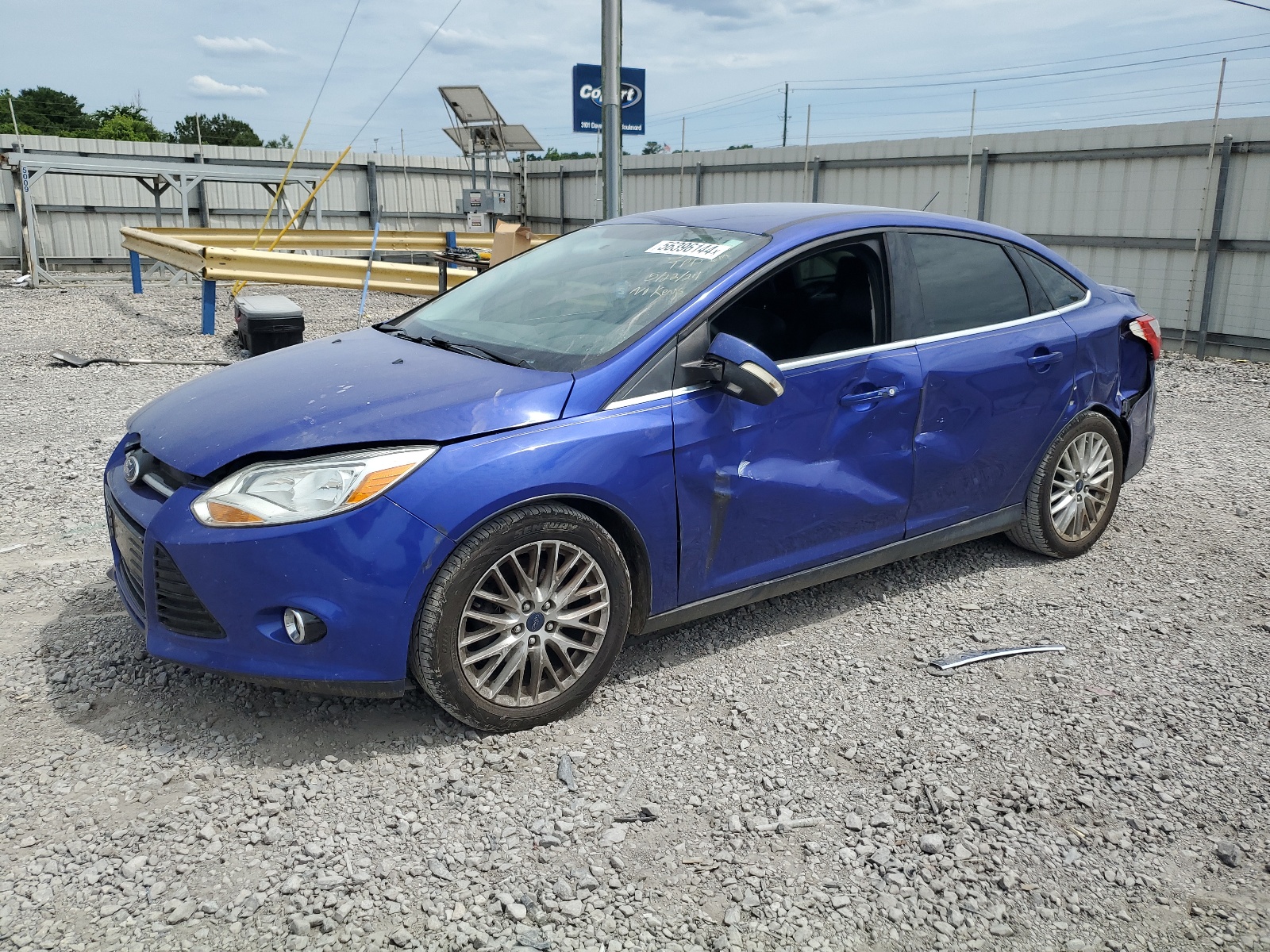 1FADP3J29EL233790 2014 Ford Focus Titanium