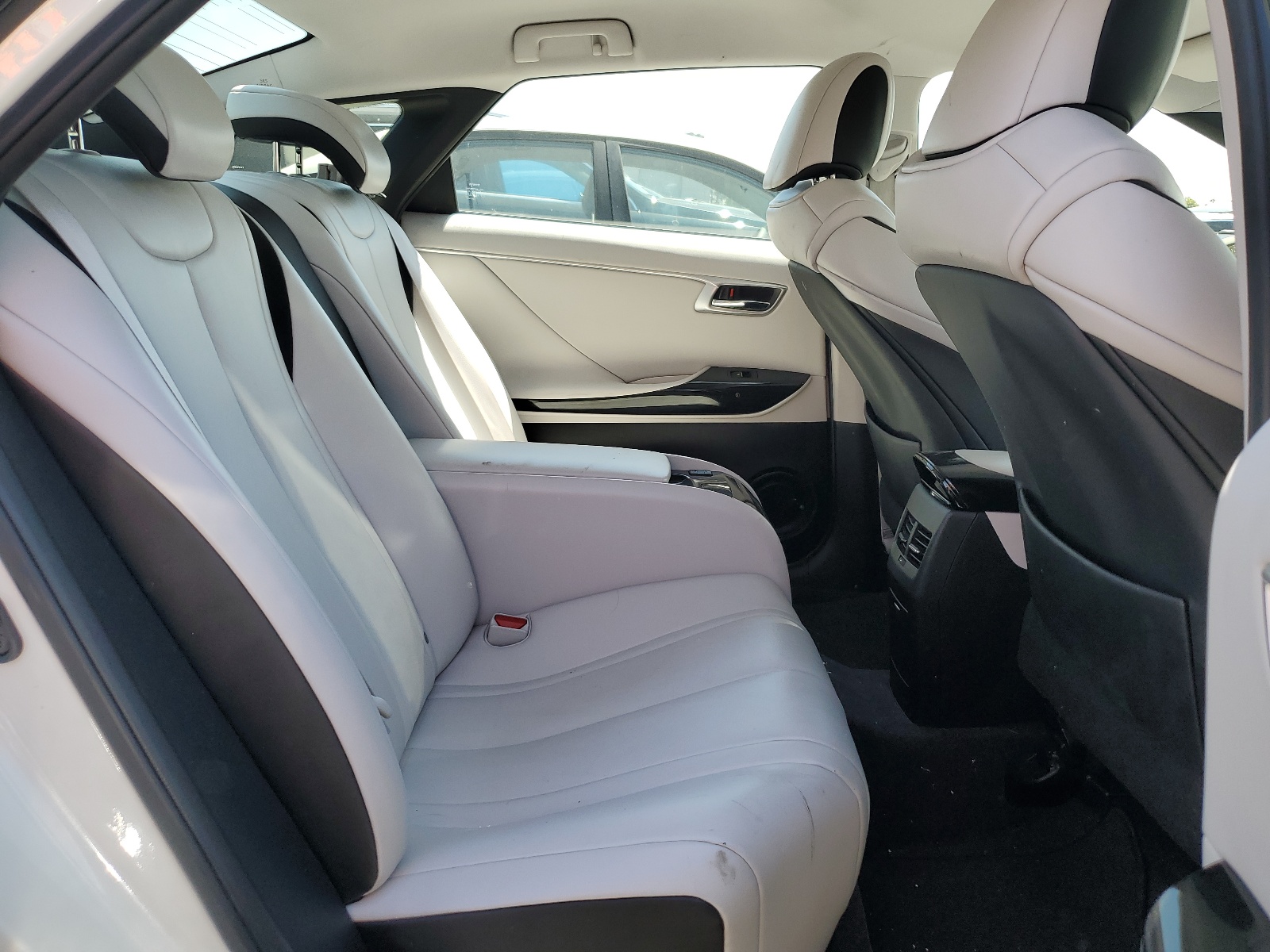 JTDBVRBD8LA008022 2020 Toyota Mirai