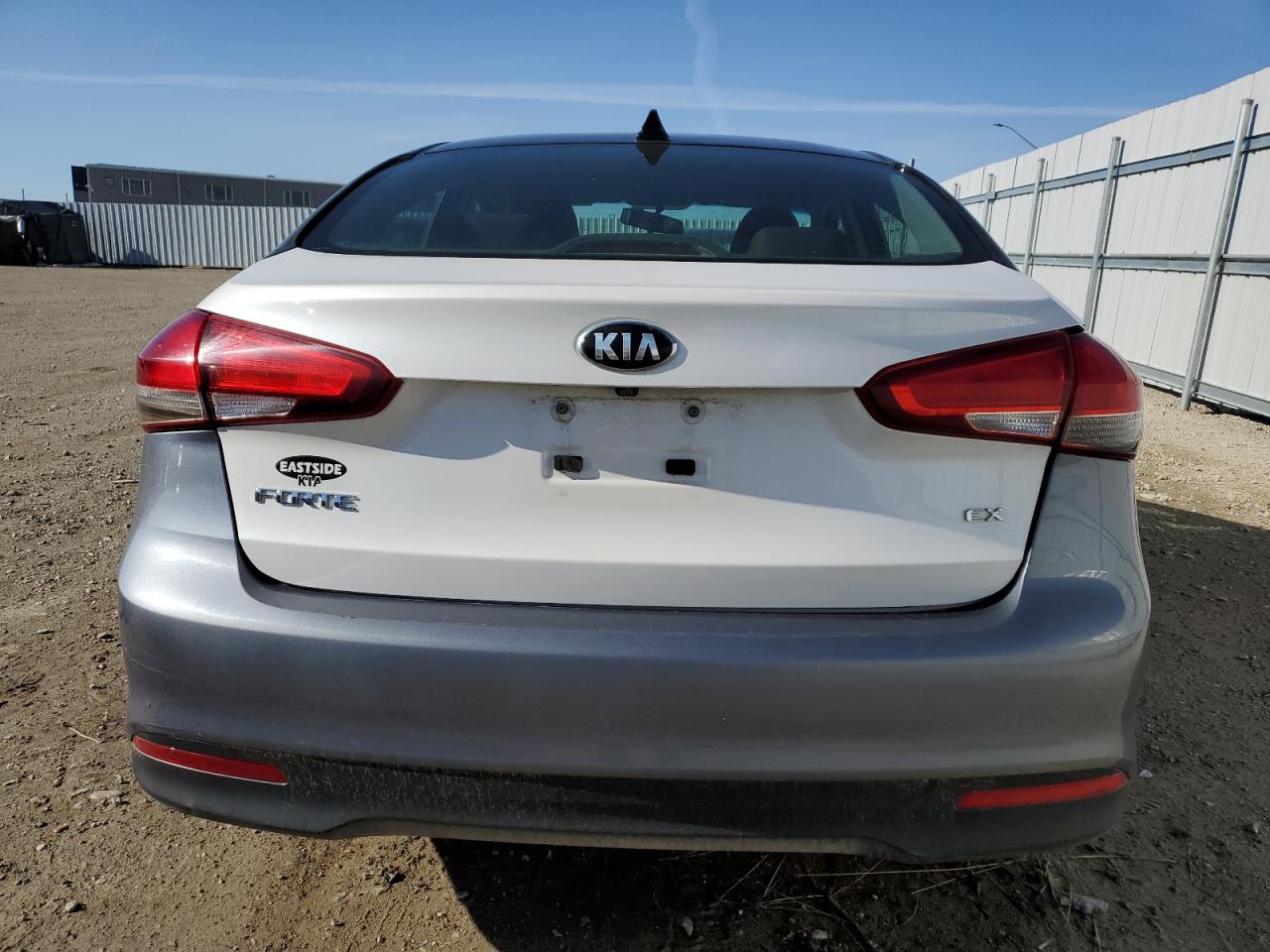 3KPFL4A77HE039790 2017 Kia Forte Lx