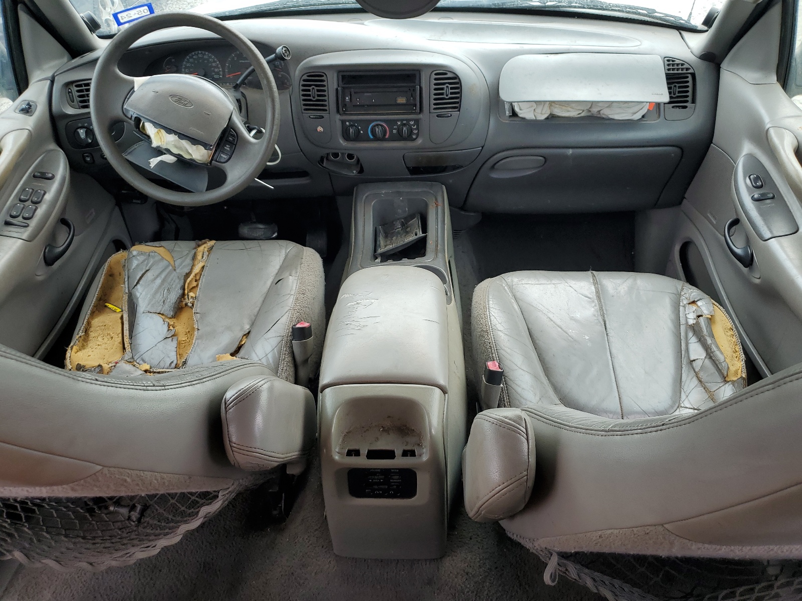 1FMRU176XXLC17958 1999 Ford Expedition