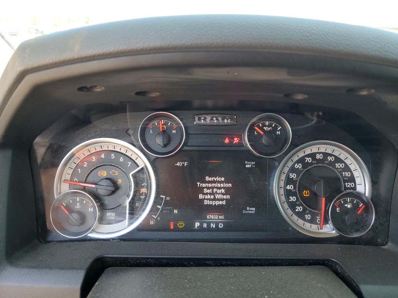 2017 RAM 1500 - Image 9