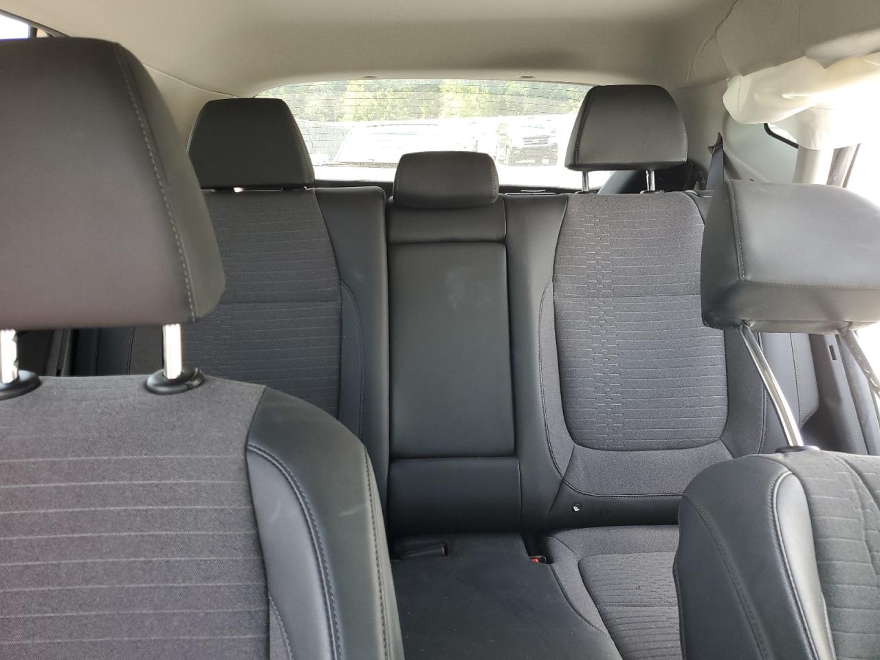 2021 Kia Seltos - Image 10
