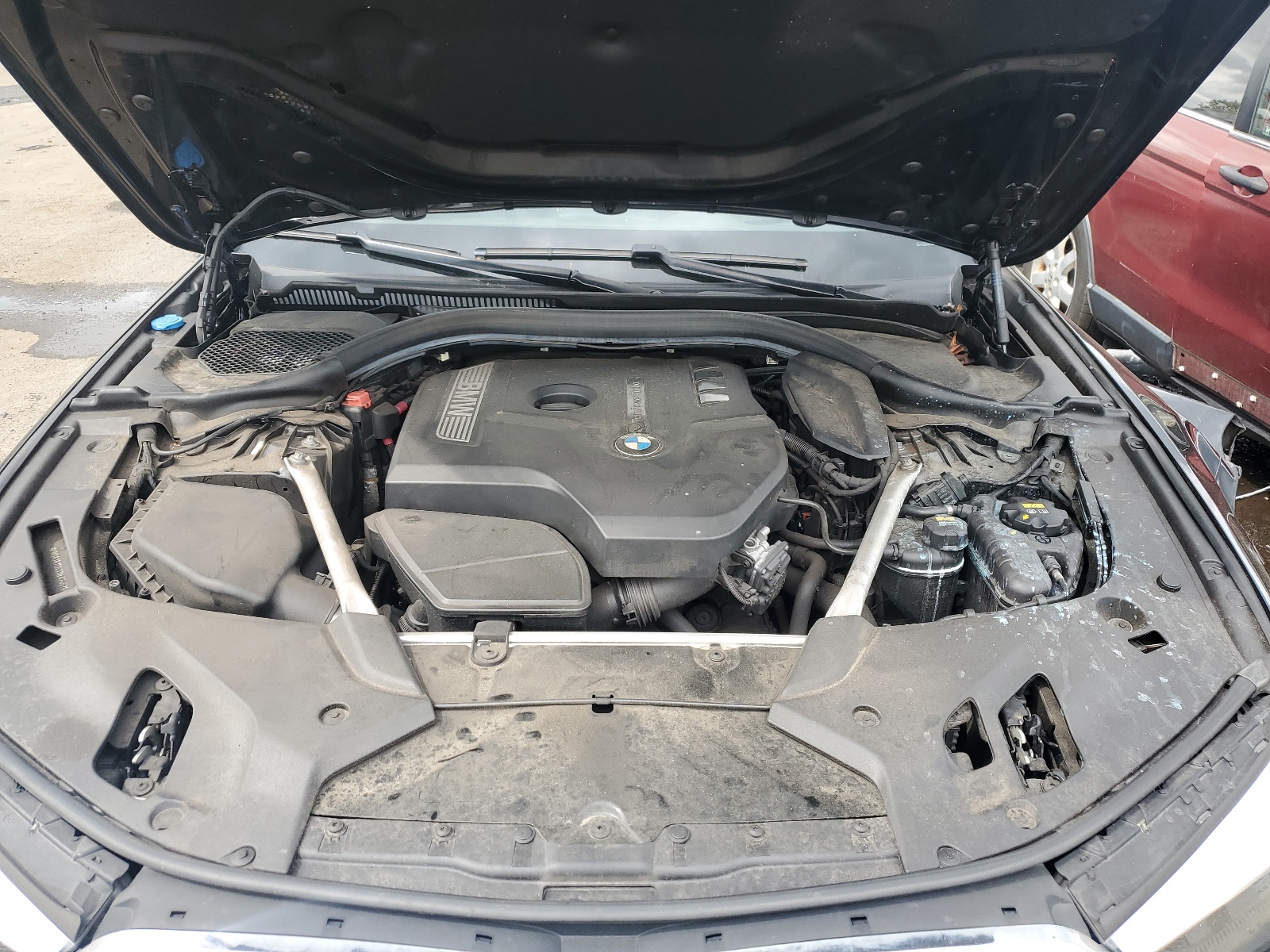 WBAJA7C53JWA74576 2018 BMW 530 Xi