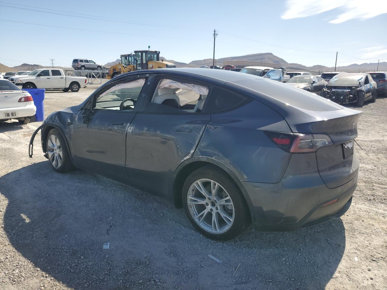 5YJYGDEE8LF020562 Tesla Model Y  2